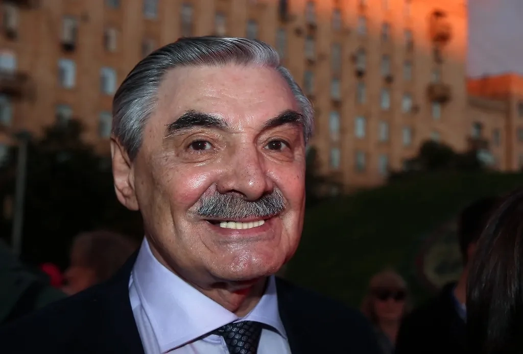 Александр Панкратов-Чёрный. Обложка © ТАСС / Владимир Гердо