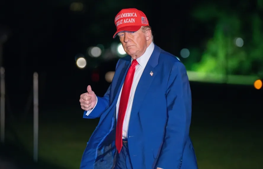 Обложка © Shutterstock / FOTODOM / Joey Sussman