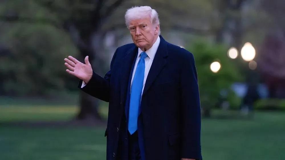 Дональд Трамп. Обложка © Shutterstock / FOTODOM / Joey Sussman