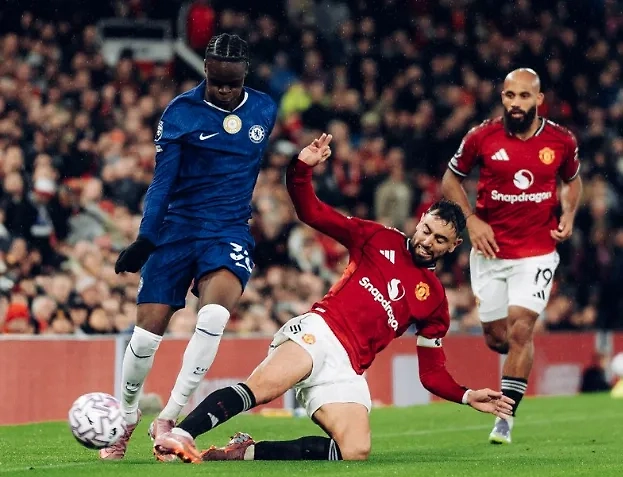 «Манчестер Юнайтед» победил «Челси». Обложка © Х / Manchester United