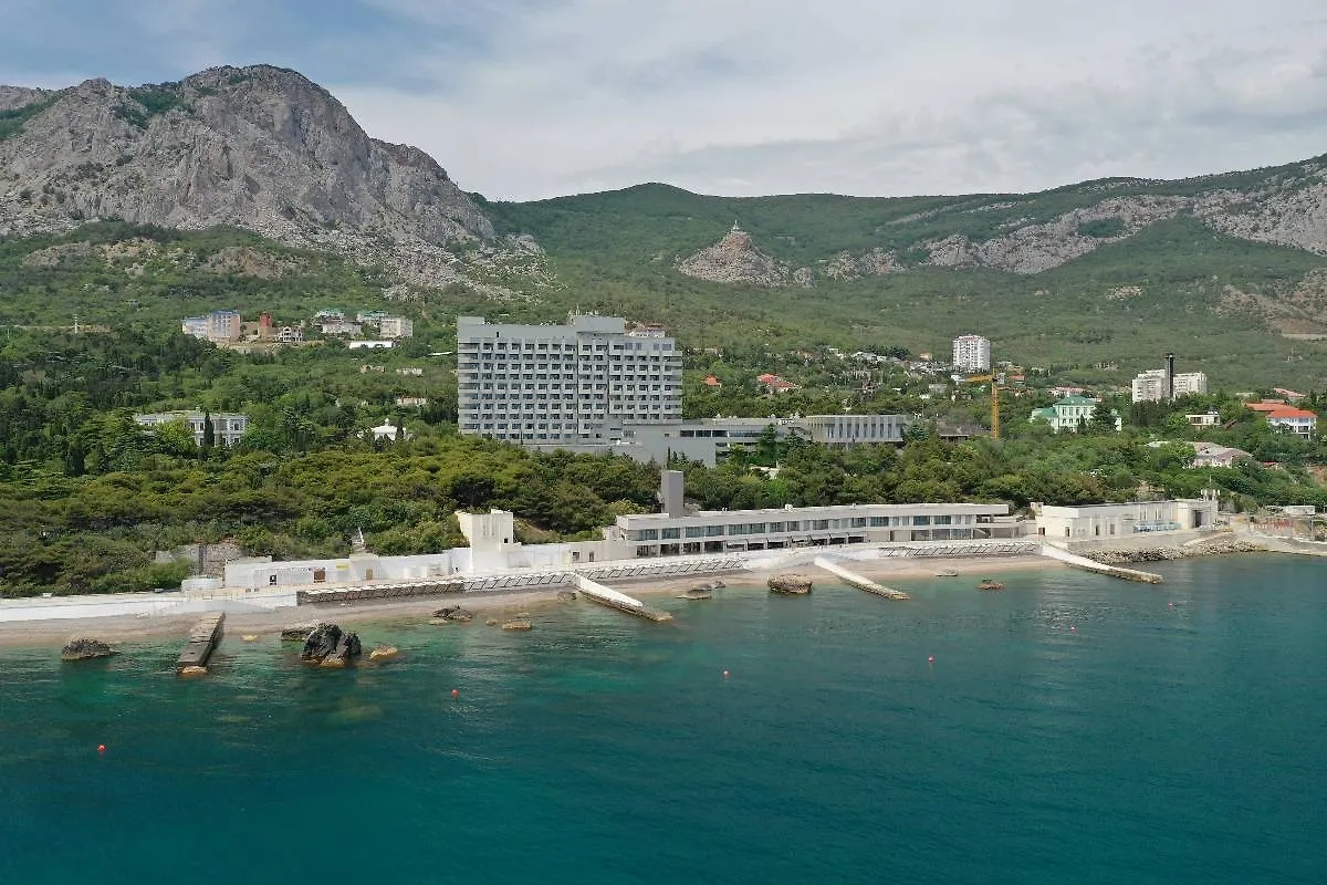 Обложка © Санаторий «Форос»