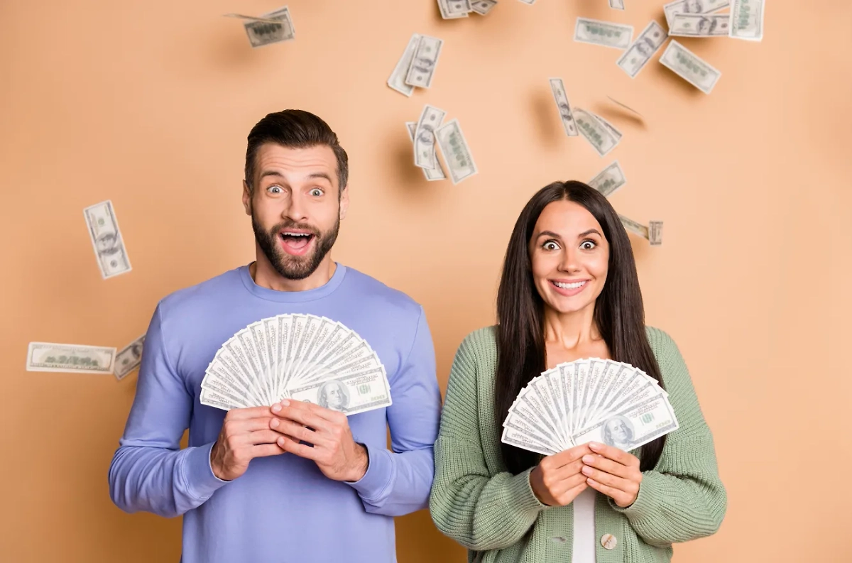 Обложка © Shutterstock / FOTODOM / Roman Samborskyi