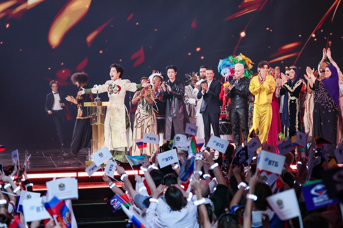 Обложка © ТАСС / Сергей Савостьянов