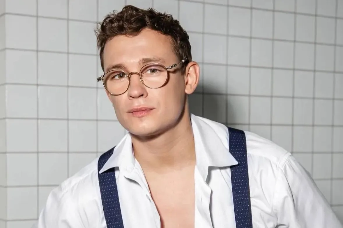 Обложка © Instagram (признан экстремистской организацией и запрещён на территории Российской Федерации) / n.kologrivyy