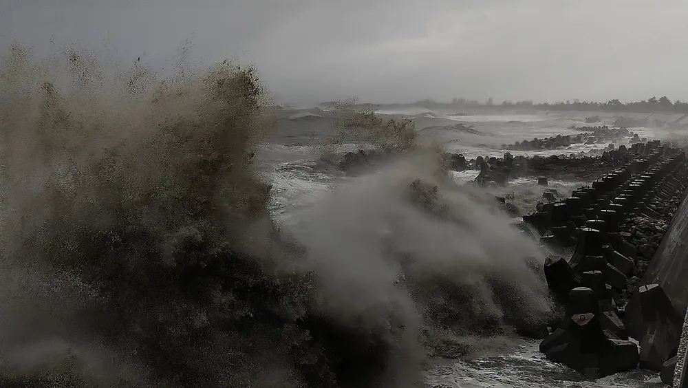 Обложка © Shutterstock / FOTODOM / Taiwankwok