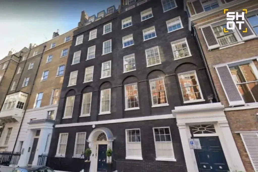 Лондонский таунхаус Алексея Боброва. Фото © Telegram / shot
