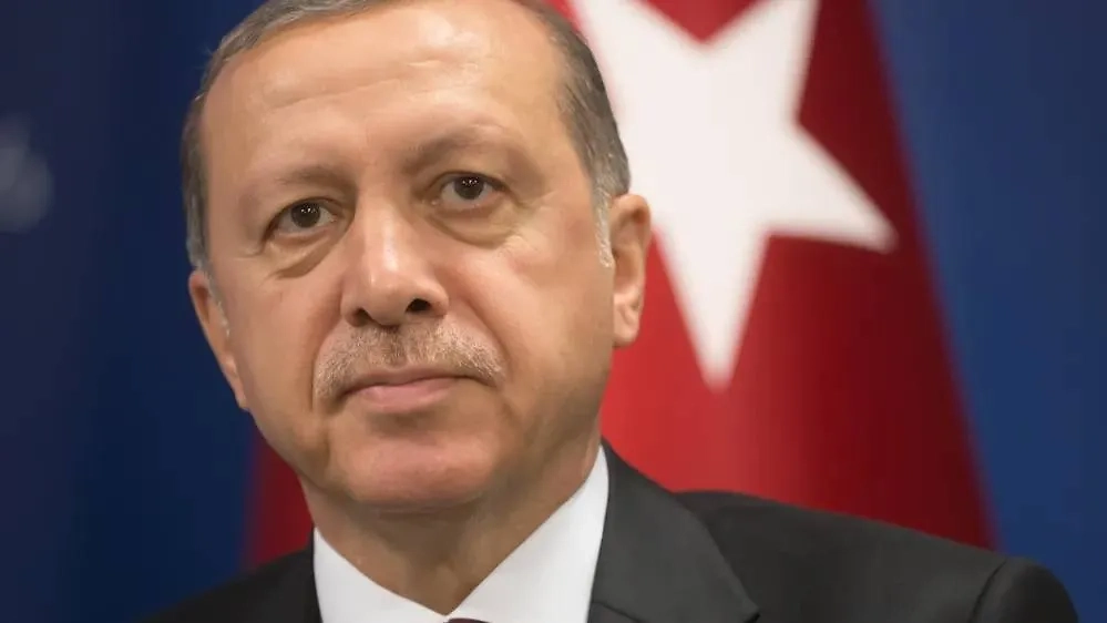 Обложка © Shutterstock / FOTODOM / Drop of Light