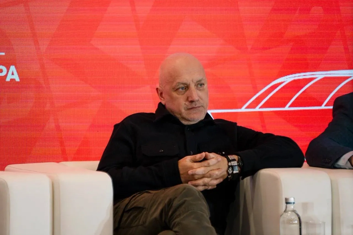 Захар Прилепин. Обложка © Telegram / Захар Прилепин