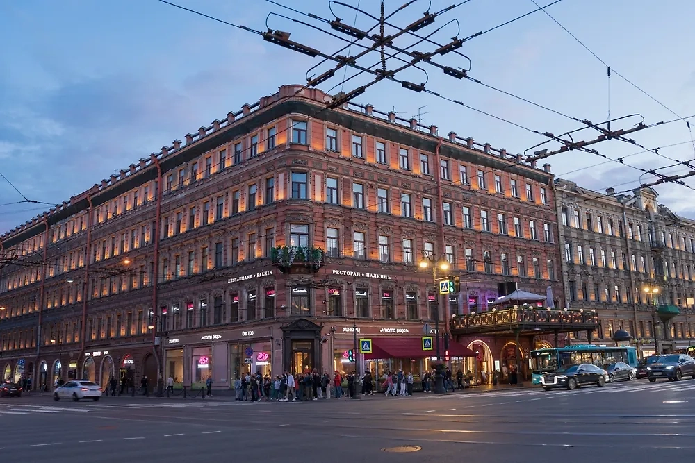 Обложка © Shutterstock / FOTODOM / khomart