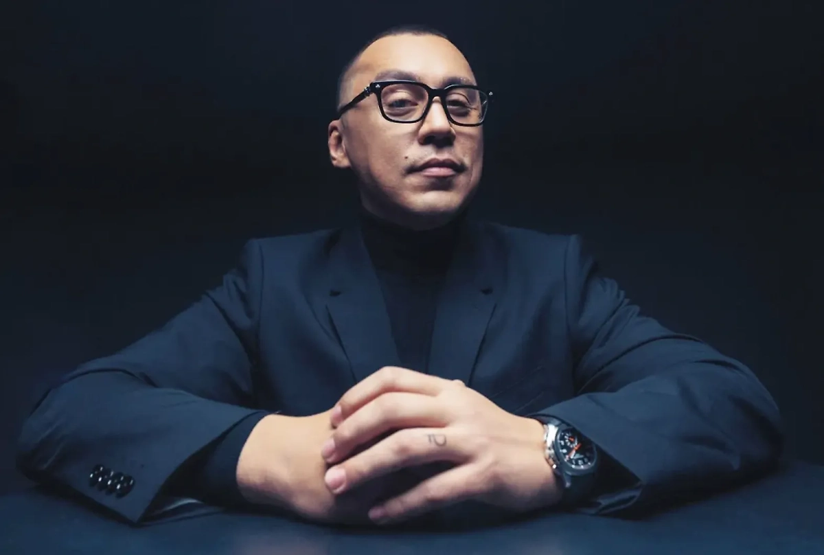 Блогер Дмитрий Портнягин. Обложка © VK / Портнягин 