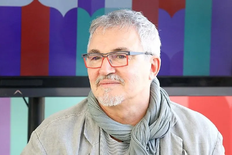 Дмитрий Дибров. Обложка © Wikipedia / Svklimkin