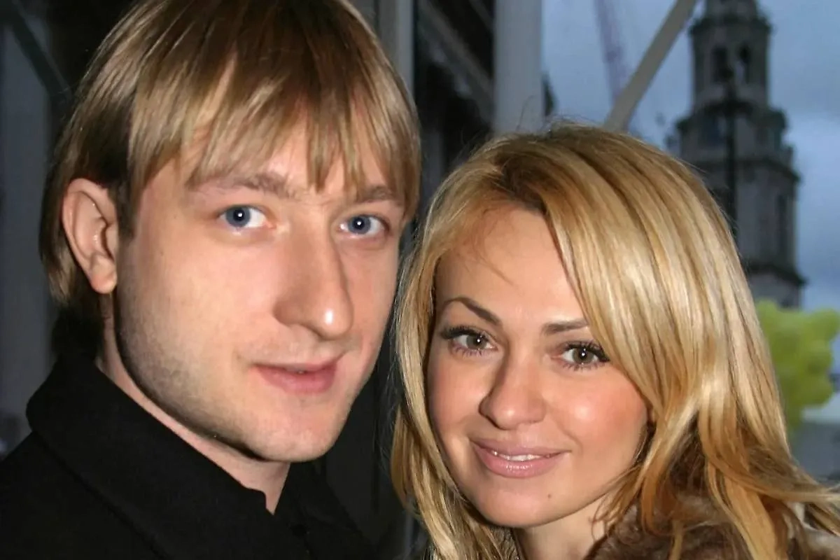 Евгений Плющенко и Яна Рудковская. Обложка © Instagram (признан экстремистской организацией и запрещён на территории Российской Федерации)/ rudkovskayaofficial