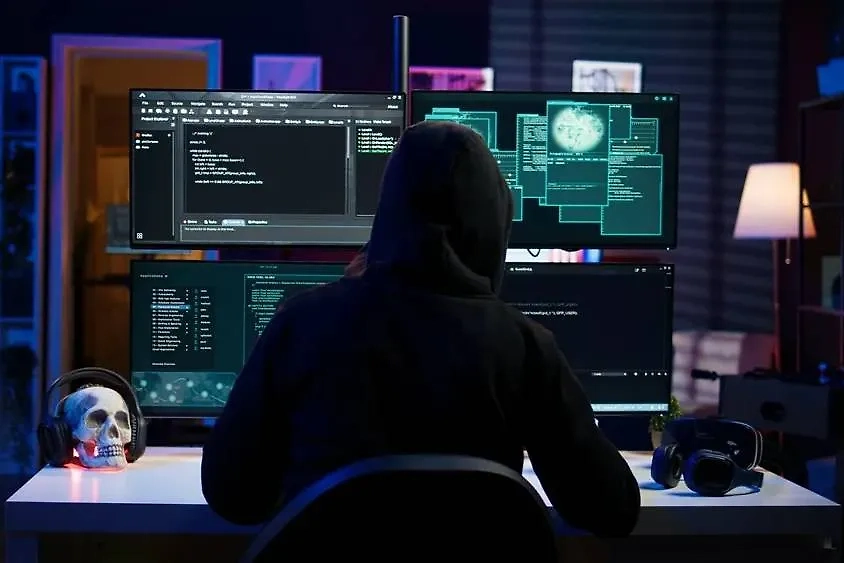 Обложка © Shutterstock / FOTODOM / DC Studio