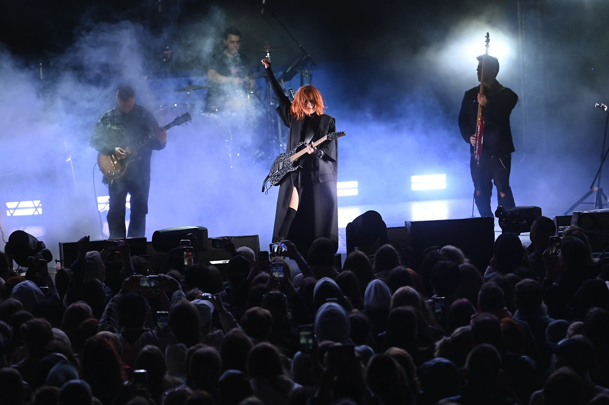 Юлия Савичева дала концерт в аэропорту Пулково. Фото © пресс-служба аэропорта Пулково