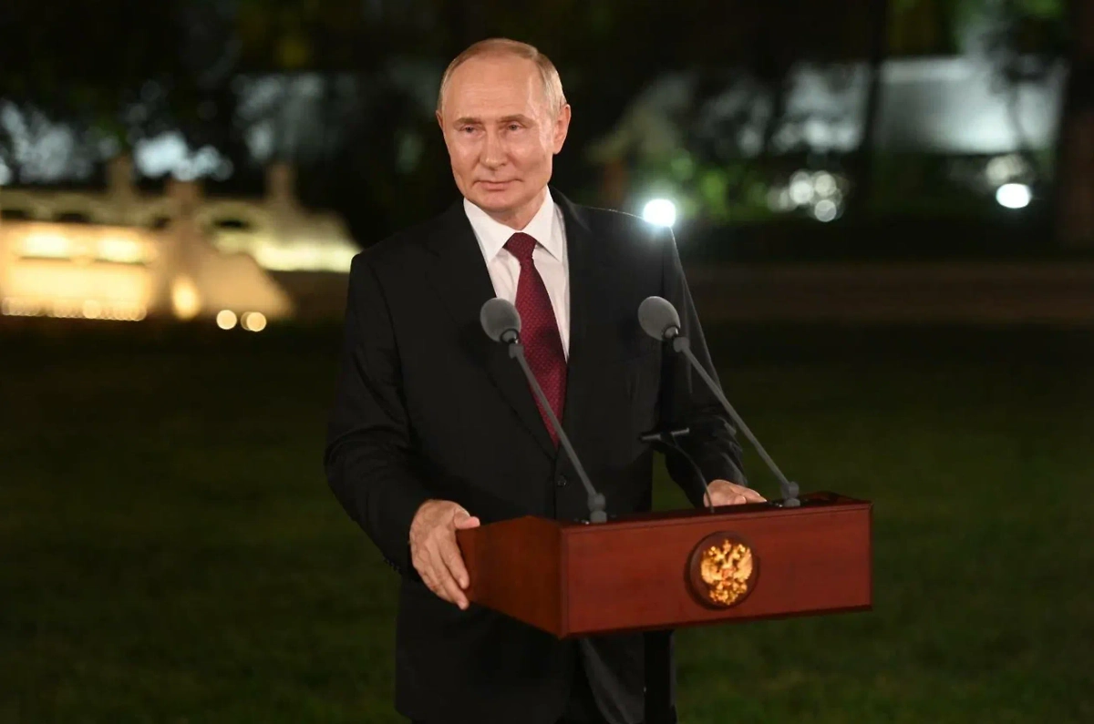 Путин. Обложка © Life.ru