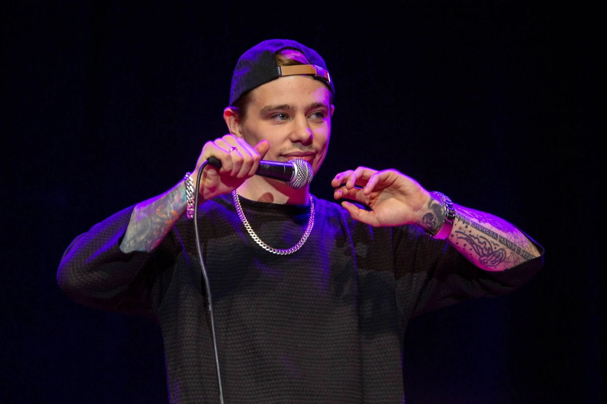 Обложка © Wikipedia / DedaSasha.