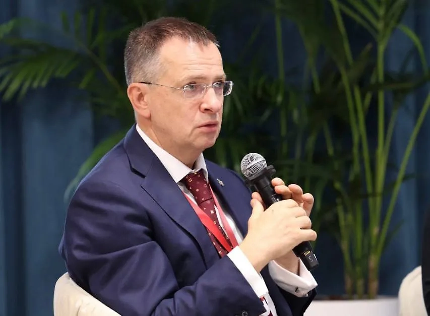 Владимир Мединский. Обложка © Life.ru