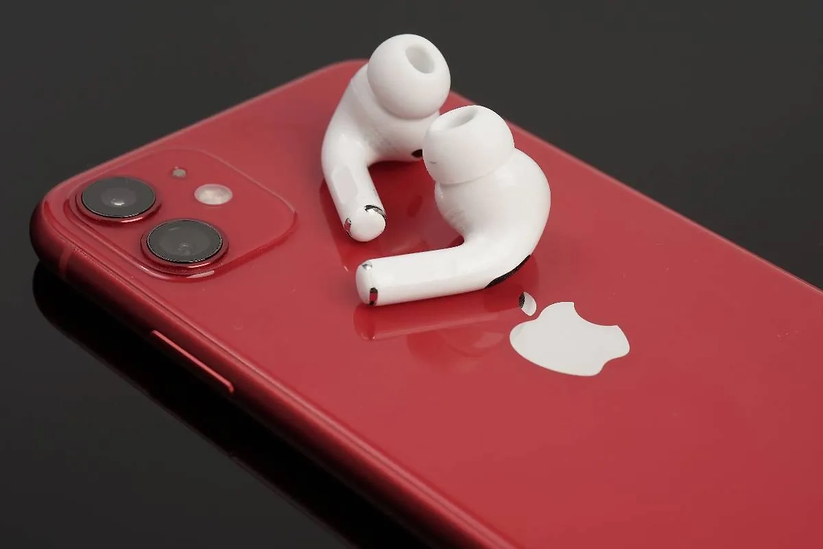 В iPhone 17 Pro будет встроен модуль искусственного интеллекта. Фото © Shutterstock / FOTODOM / Mohd Syis Zulkipli