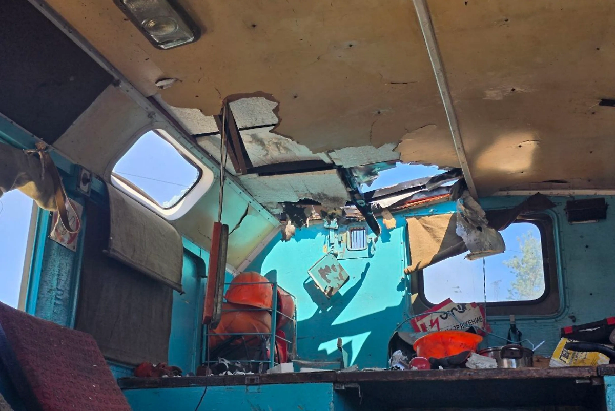 Машина электриков до повторного удара дрона ВСУ. Фото © Telegram / Пухов Live