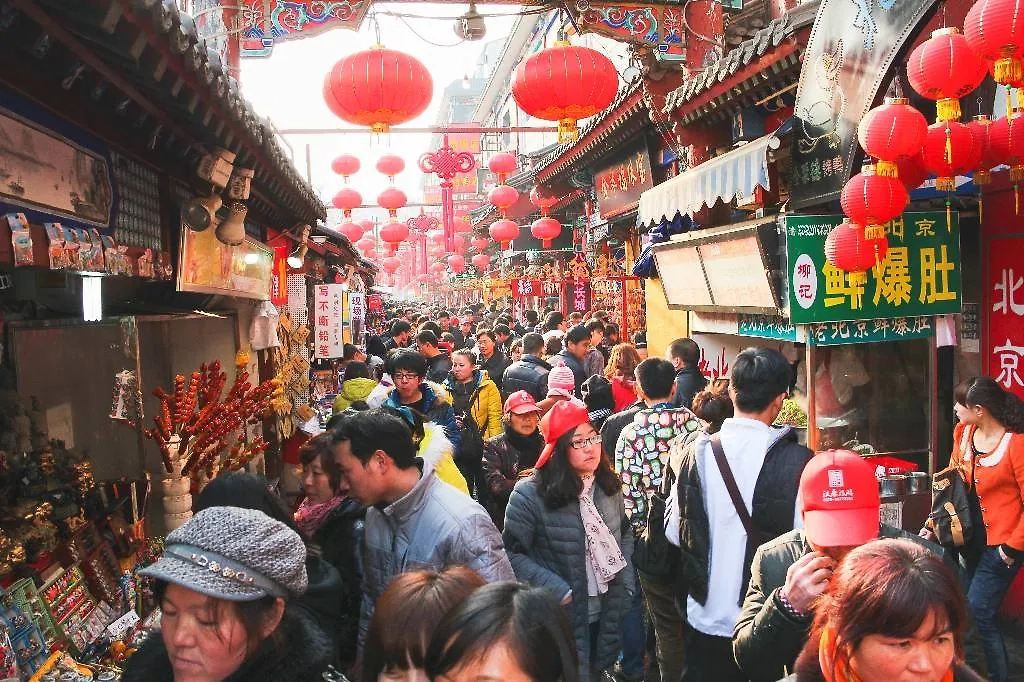 Обложка © Shutterstock / FOTODOM / Sittirak Jadlit