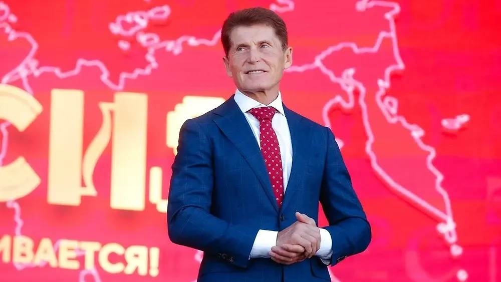 Олег Кожемяко. Обложка © Национальный центр «Россия» / Пресс-служба губернатора Приморского края