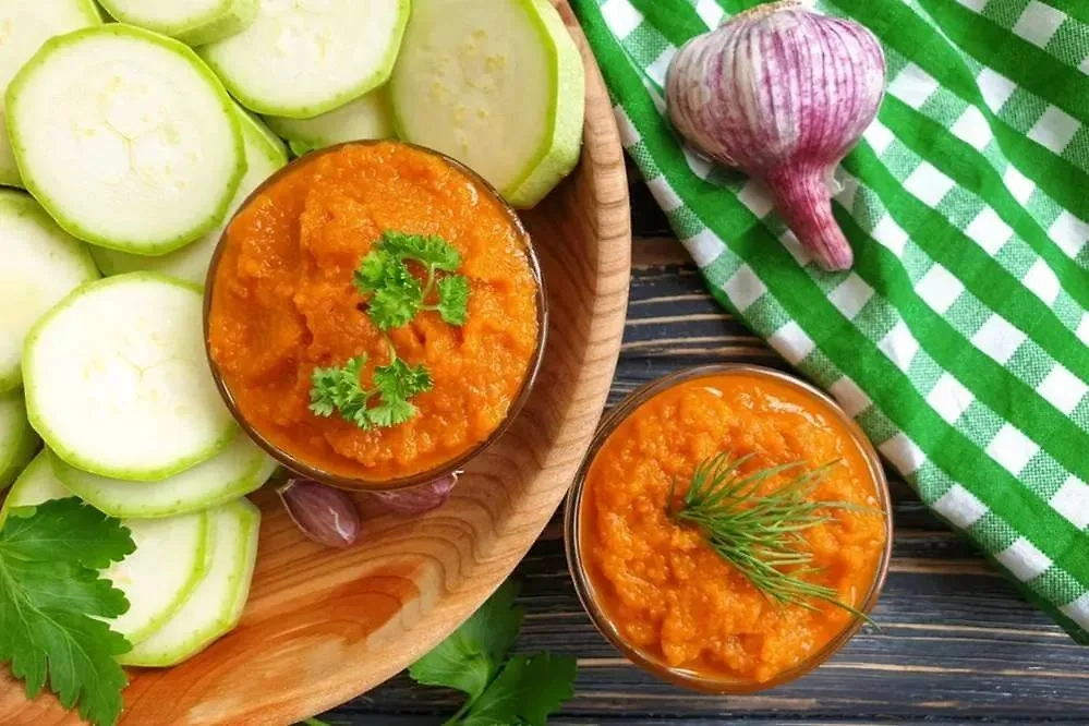 Как приготовить кабачковую икру как в магазине в домашних условиях. Фото © Shutterstock / FOTODOM / TanyaLovus