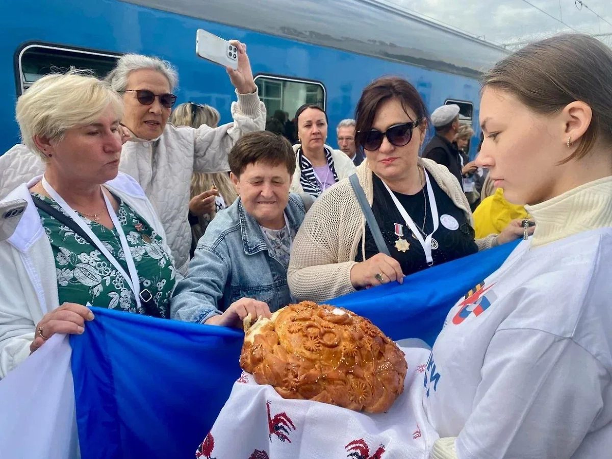 Акция «Своих не бросаем!» Фото © Предоставлено Life.ru