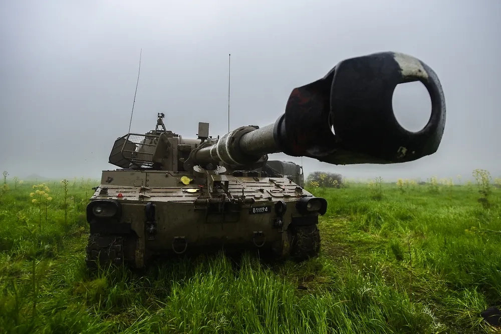 Обложка © Shutterstock / FOTODOM / Gal_Rotem