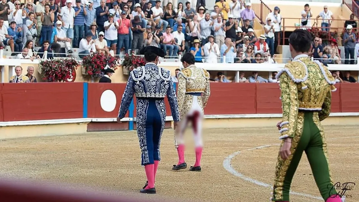 Обложка © Instagram (признан экстремистской организацией и запрещён на территории Российской Федерации) / juan_de_castilla