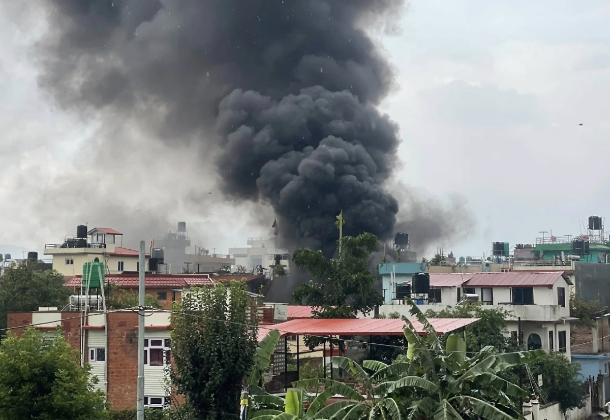 Обложка © Х / Britain is broken