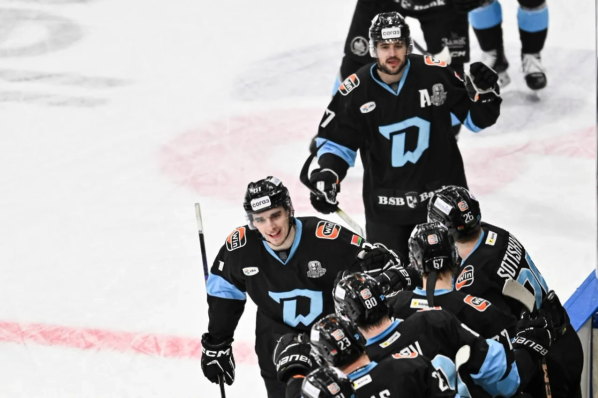 Игроки минского «Динамо». Обложка © Telegram / ХК Динамо Минск