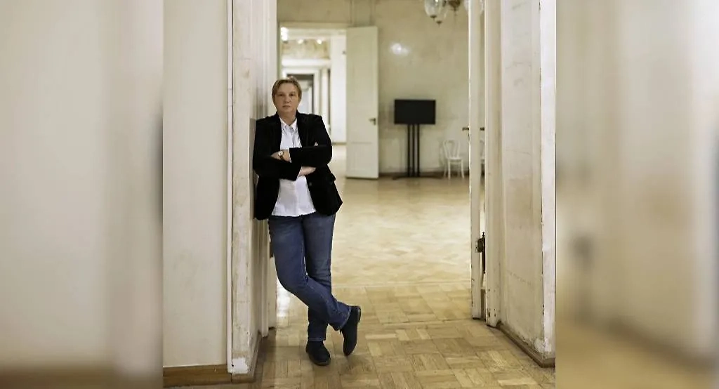 Елизавета Лихачёва. Обложка © vk.com/lihacheval