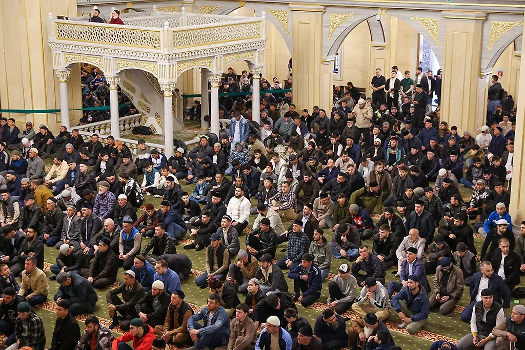 День Арафа нужно провести в молитвах. Фото © ТАСС / Елена Афонина