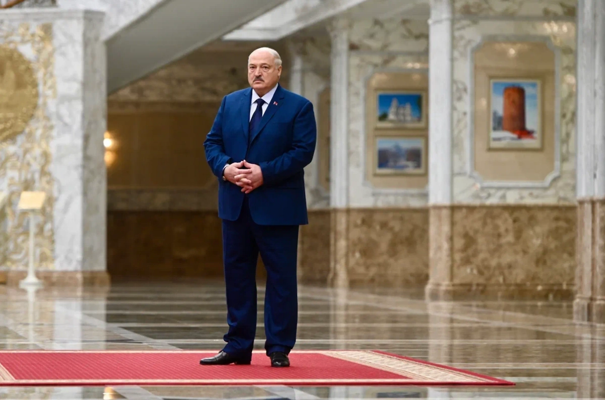 Александр Лукашенко. Обложка © Life.ru