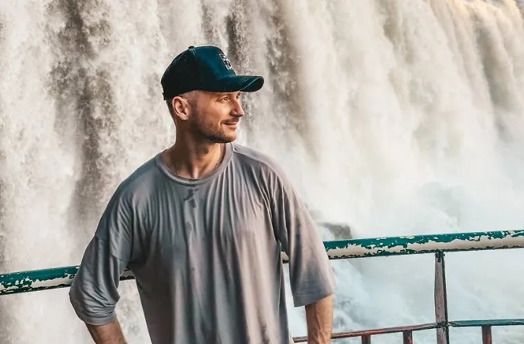 Сергей Лазарев. Обложка © Telegram / Сергей Лазарев