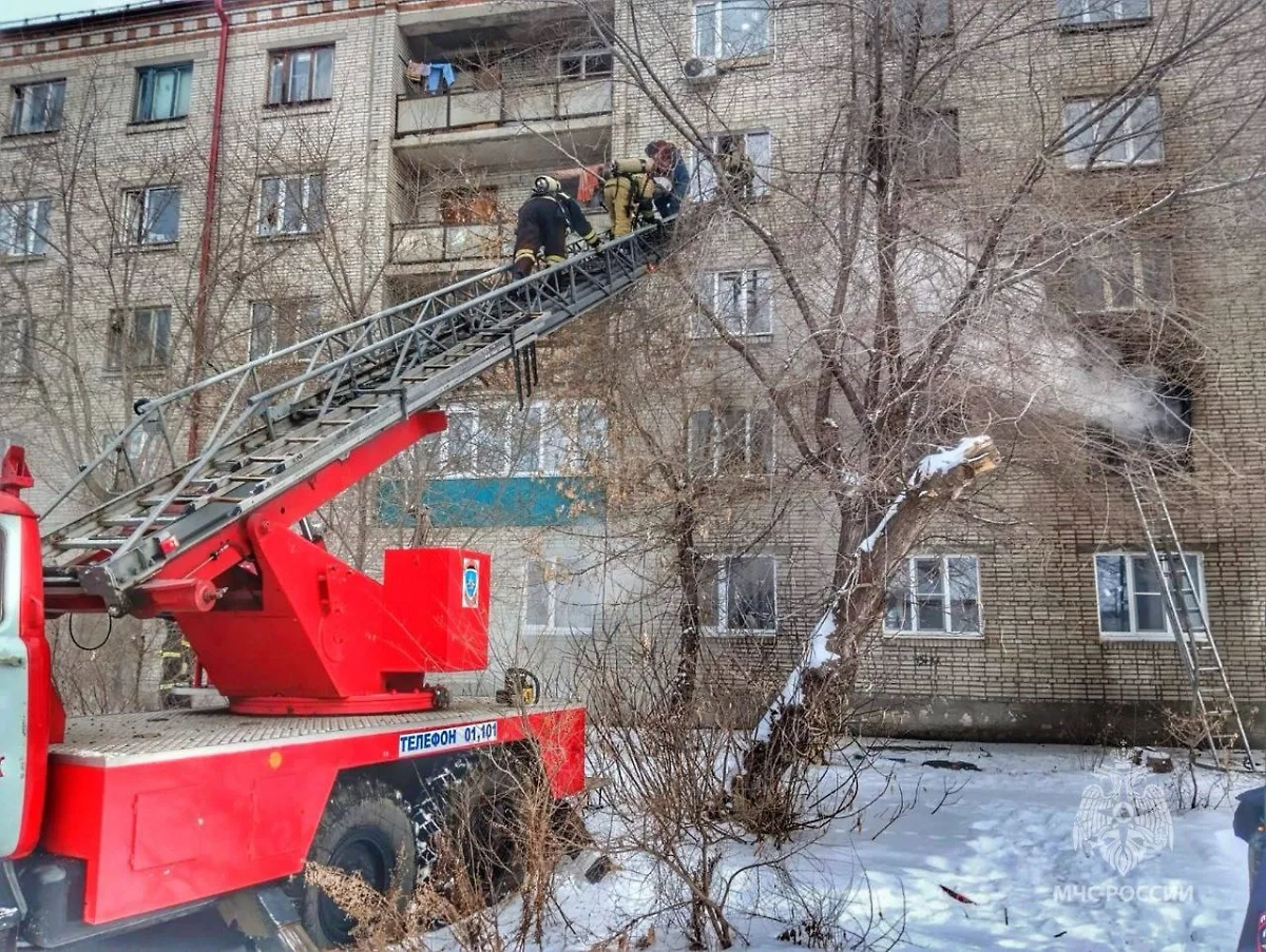 Кадр с места пожара в Шадринске. Фото © Telegram / МЧС Курганской области