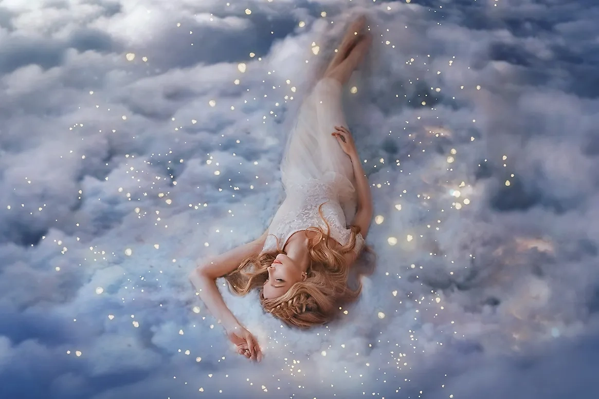 В полнолуние лунный календарь советует отложить рутинные занятия и устроить себе праздник. Фото © Shutterstock / FOTODOM / Ironika