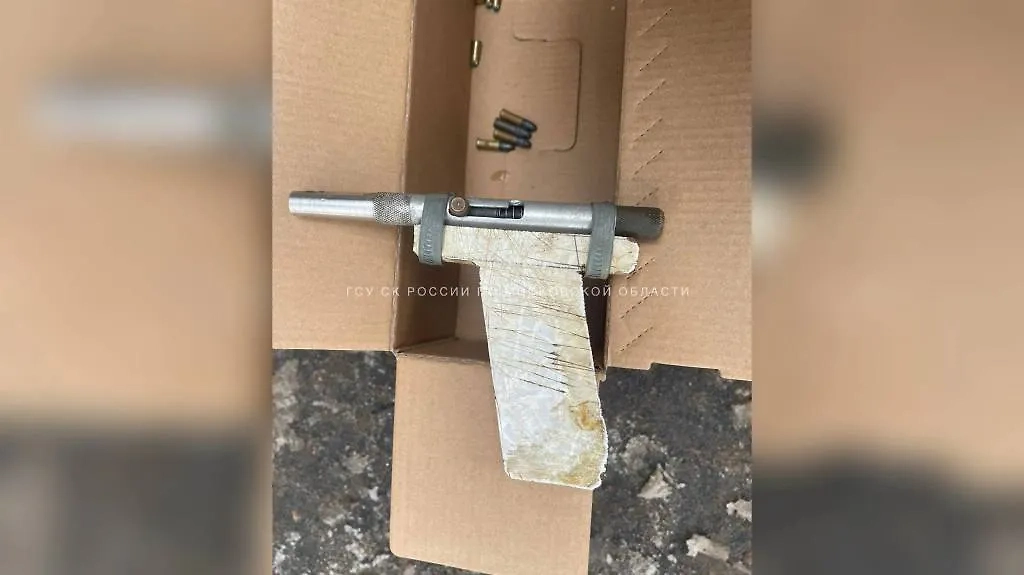 Самодельный пистолет, которым преступник убил собутыльника. Фото © Telegram / ГСУ СК России по Московской области