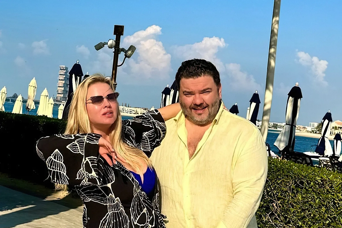 Анна Семенович и Денис Шреер. Обложка © VK / Анна Семенович