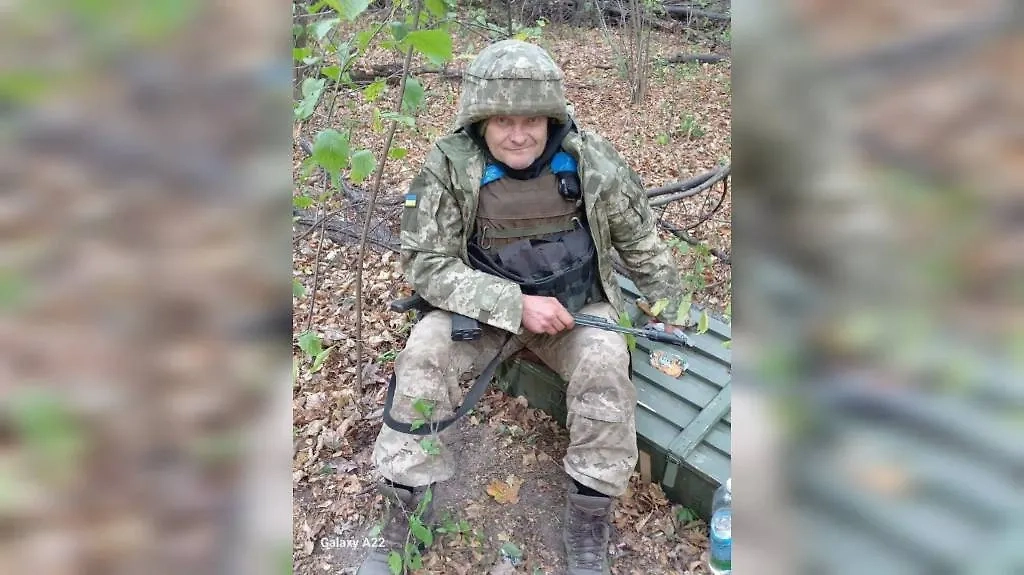 Владелец найденного телефона — боец ВСУ, встретивший смерть в Курском приграничье. Обложка © Telegram / Kotsnews