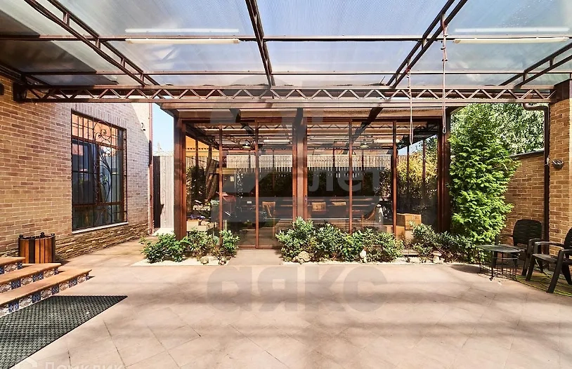 Особняк на улице Кропоткина. Фото © onrealt.ru