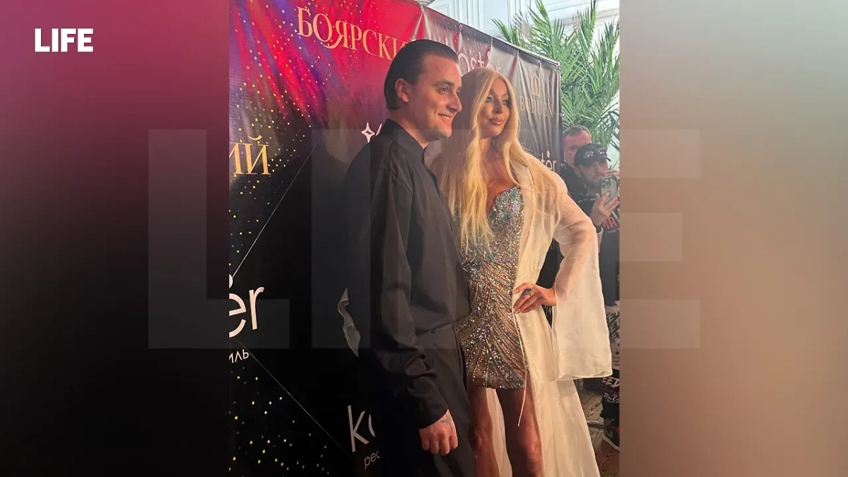 Анастасия Волочкова и её друг Марчелло. Фото © Life.ru