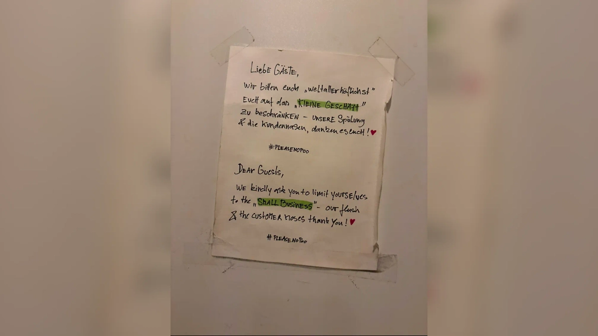 В кафе в Берлине попросили не ходить в туалет «по-большому». Фото © Х / Xenia Shketik