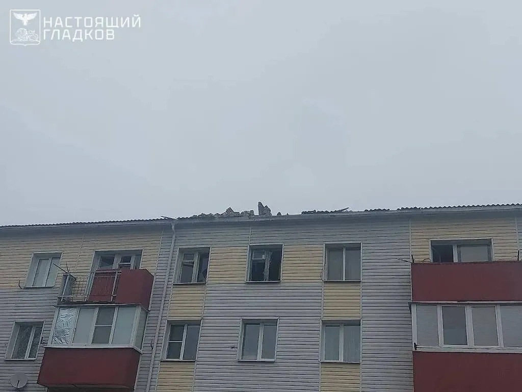 Последствия атаки ВСУ в селе Ясные Зори. Обложка © Telegram / Настоящий Гладков