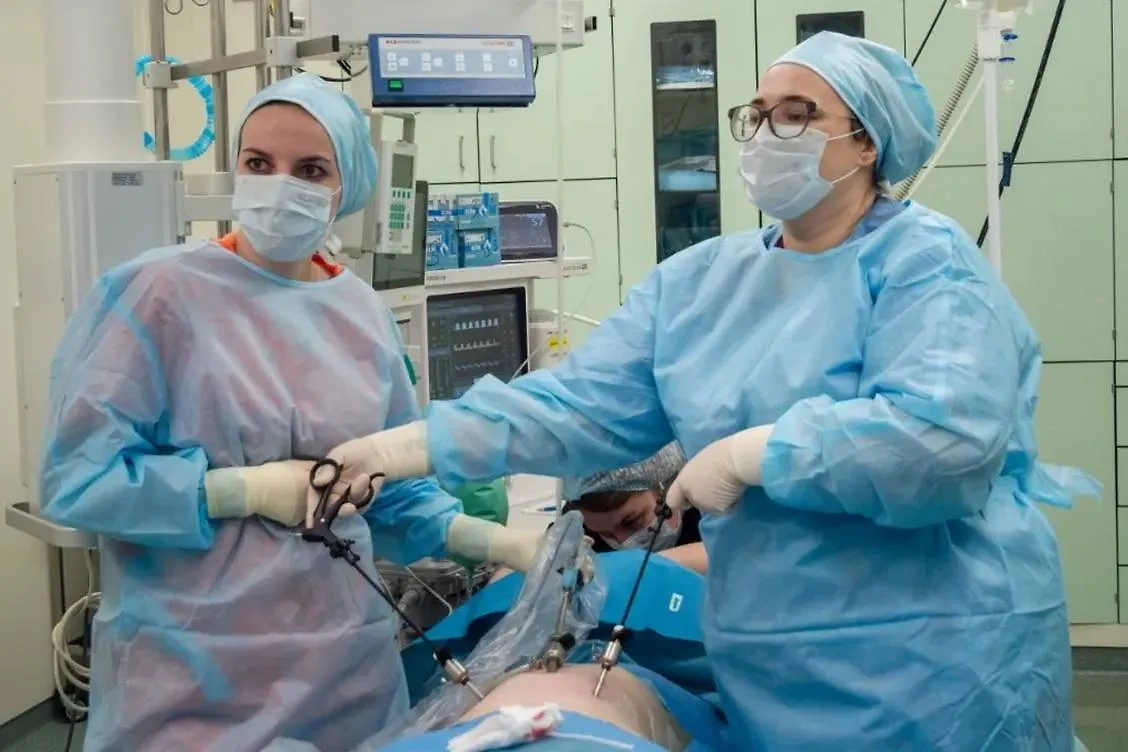 Момент операции. Фото © РДКБ