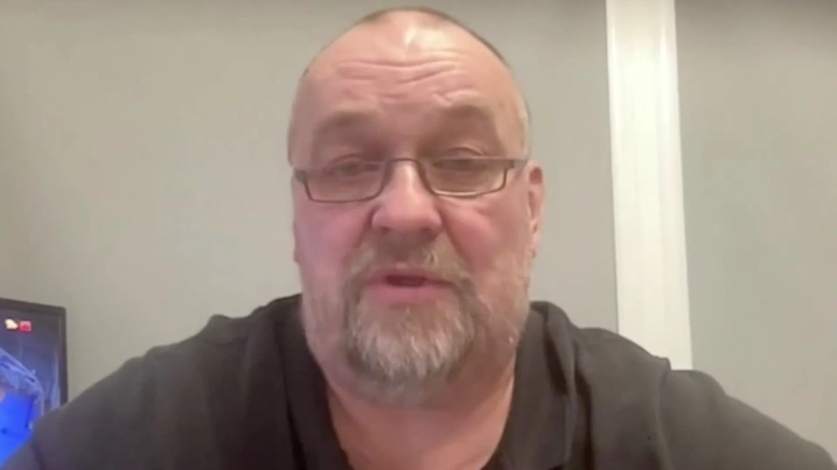 Отец Яниса Тиммы Райтис Тимм. Обложка © Кадр из видео / Пятый канал