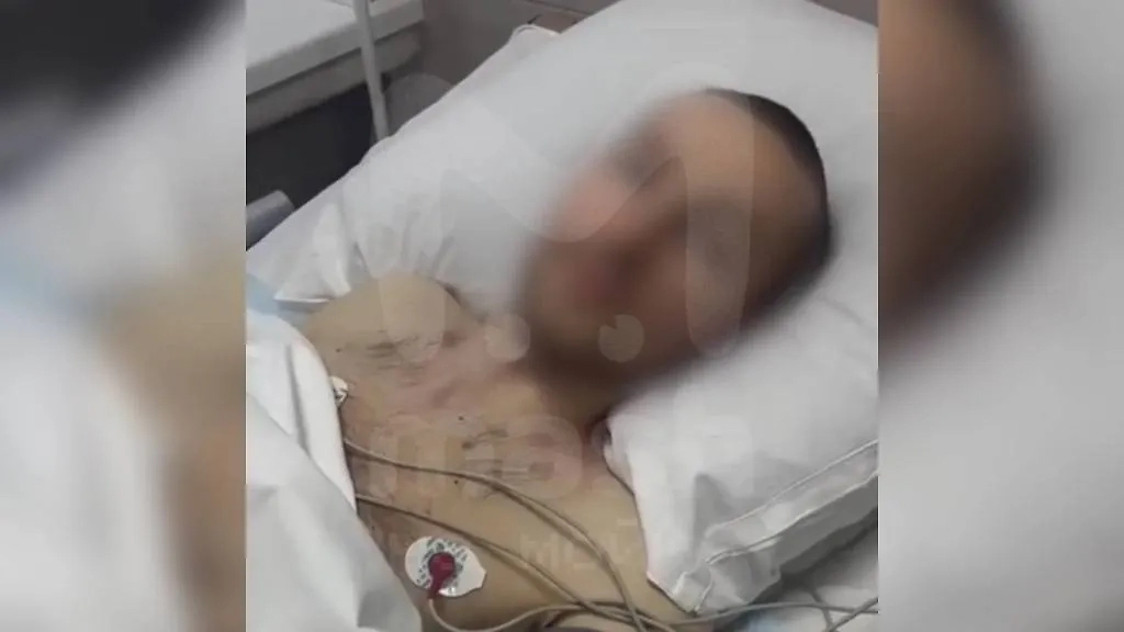 «Сам себе хирург» из Мурино. Обложка © Telegram / Mash на Мойке