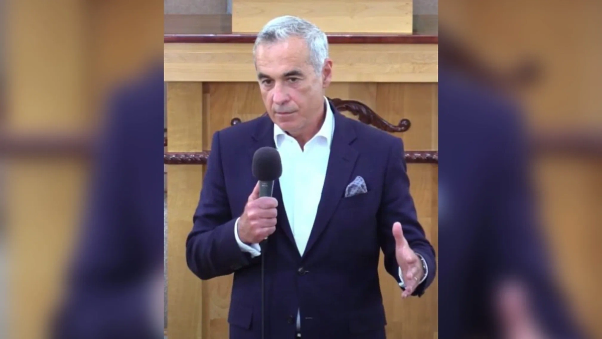 Кандидат в президенты Румынии Кэлин Джорджеску. Фото © Wikipedia / Focus Creștin