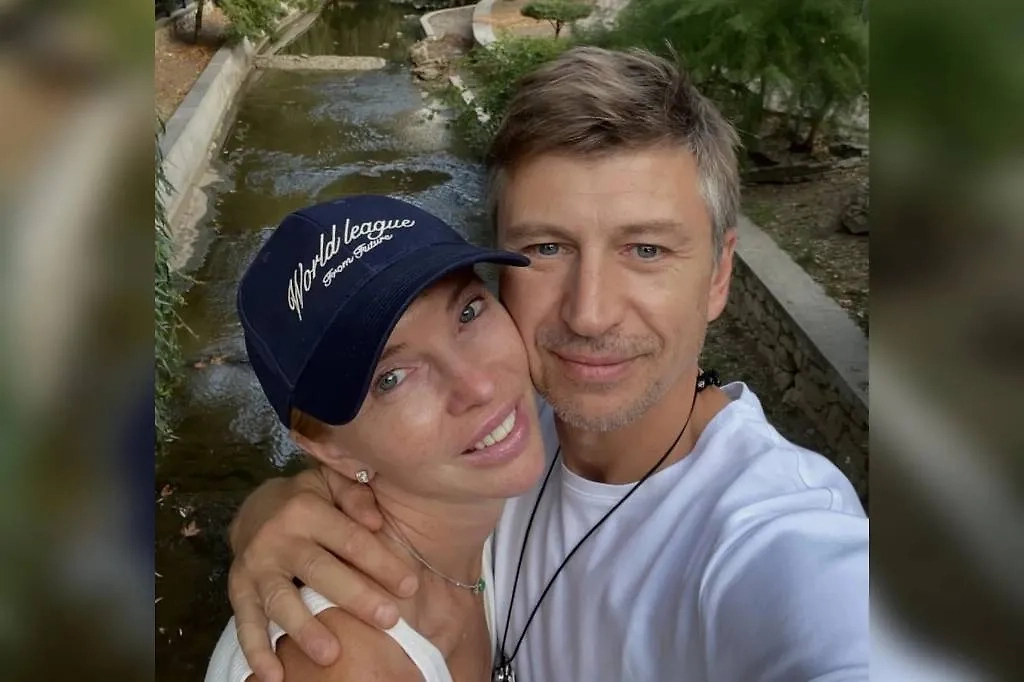 Татьяна Тотьмянина и Алексей Ягудин. Обложка © Instagram (признан экстремистской организацией и запрещён на территории Российской Федерации) / tatianatotmyanina