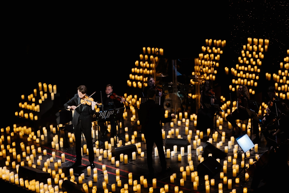 Программа «Русская душа и 5000 свечей» в Театре им. Вл. Маяковского. Обложка © Предоставлено Life.ru